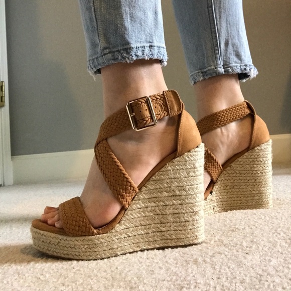 Charlotte Russe Shoes - NWOT Wedge Sandals